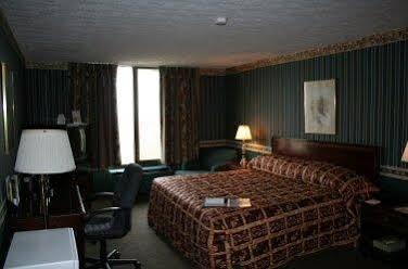 Westmont Inn & Suites Omaha Kültér fotó