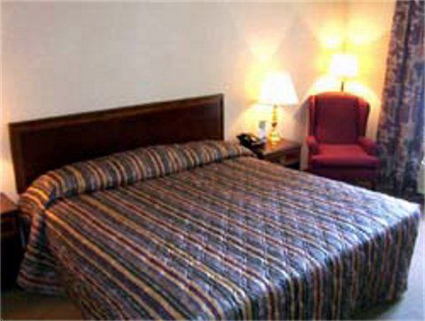 Westmont Inn & Suites Omaha Szoba fotó